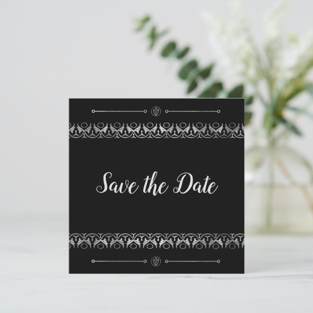 Luxury Silver Save the Date Invitation (Debout devant)