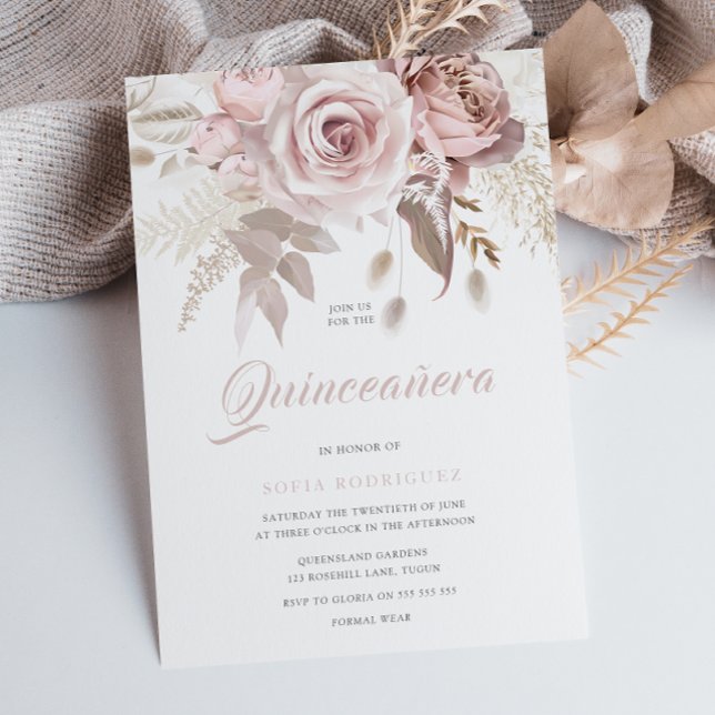 Luxus Blush Blume Elegantes Quinceanera Einladung (Von Creator hochgeladen)