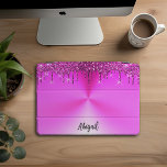 Luxus Fuchsia Dripping Glitzer Personalisiert, iPad Pro Cover<br><div class="desc">Schöner Luxus-Sparkle Fuchsia Dripping Glitzer mit gebürstetem Metalldesign Personalisiert iPad Pro Cover</div>