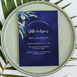 Luxus-Geburtstag in Navy blauer Vegetation Einladung<br><div class="desc">Ein marineblauer blauer Hintergrund mit Grünpflanzen. Die blaue Farbe ist ungleichmäßig. Personalisieren Sie Ihren Namen und Ihre Party-Daten und fügen Sie diese hinzu.</div>