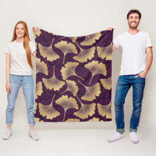 Luxus-Gold-Ginkgo-Blätter auf Tiefpurpur (8) Fleecedecke