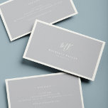 Luxus Minimal Monogram Gray Elfenbeinchic Stilvoll Visitenkarte<br><div class="desc">Diese elegante und stilvolle,  moderne monogramm Visitenkarte in Elfenbein und Grau ist ein raffiniertes minimalistisches Design,  das Ihr Monogramm in einem handgeschriebenen Skript kombiniert mit eleganter Serifentypografie. Der dünne Rahmen unterstreicht das klassische,  zeitlose Gefühl dieses Layouts.</div>