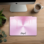 Luxus Sparkle Pink Dripping Glitzer Personalisiert iPad Pro Cover<br><div class="desc">Schöner Luxus-Sparkle Soft Pink Dripping Glitzer mit gebürsteter Metallstruktur Design Personalisiert iPad Pro Cover</div>
