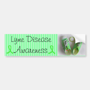 Lyme-Borreliose-Bewusstseinsschuhe und -Armband-An Autoaufkleber