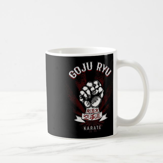 M Dam Goju Ryu Karate - Erwachsene Kaffeetasse (Rechts)