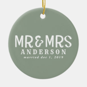 M. et Mme première décoration de Noël