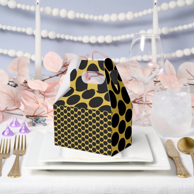 M Gold mit Black Dot Style Gable 5x3x6.5 Geschenkschachtel (Hochzeit)