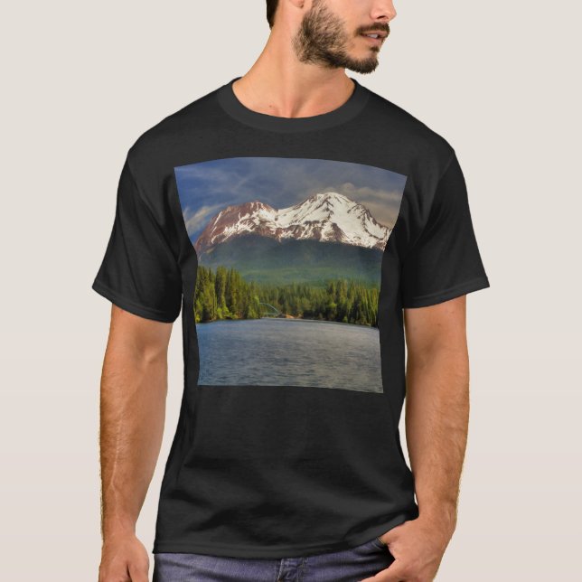 M.Ü. SHASTA VOM SEE SISKIYOU T-Shirt (Vorderseite)