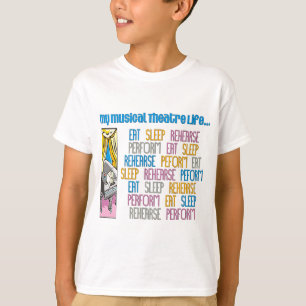 Ma vie de théâtre musical badine le T-shirt de
