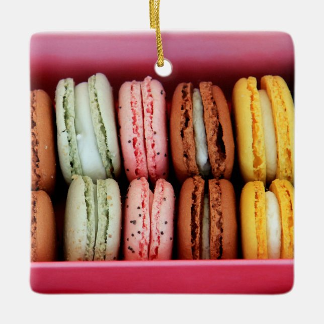 Macarons in verschiedenen Farben Keramikornament (Vorderseite)