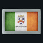 MacDermott Irish Rechteckige Gürtelschnalle<br><div class="desc">MacDermott-Familienwappen-Abzeichen auf einer Not leidenden irischen Flagge</div>