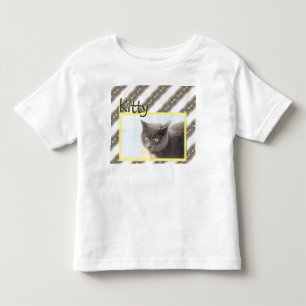Machen Sie Ihr eigenes Shirt für die Katze