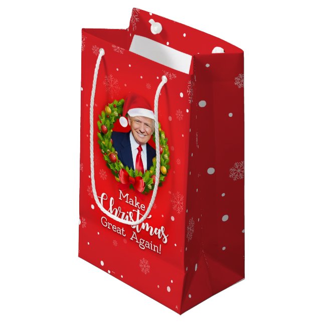 Machen Sie Weihnachten wieder großartig Trump MAGA Kleine Geschenktüte (Vorderseite Schrägansicht)