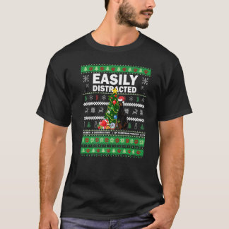 Macht leicht ablenkbar durch Dobermann & Weihnacht T-Shirt