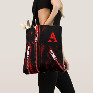 Macht rotes Druck Monogramm ganz über Tasche