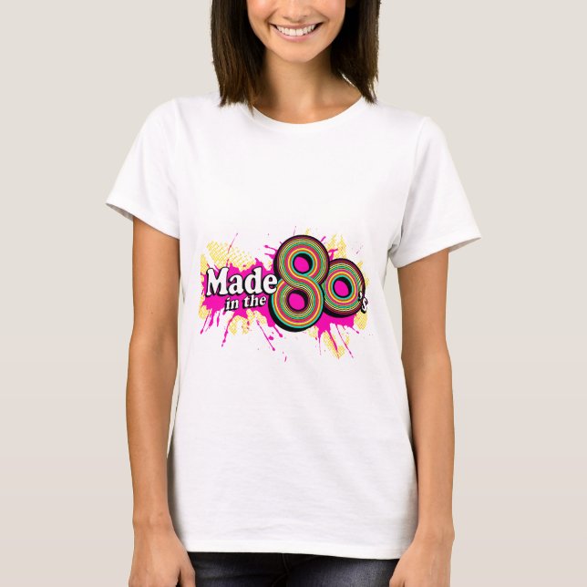 "Machte im Achtzigerjahre" multi-rosa Logot-stück T-Shirt (Vorderseite)