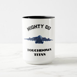 Mächtiger C-17, Touchdown-Titan Tasse