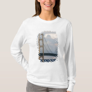Mackinac-Brücke, Michigan, USA T-Shirt