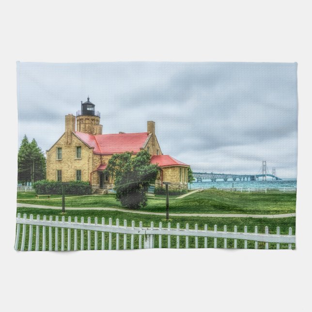Mackinac Light and Bridge Geschirrtuch (Horizontal)