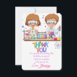 Mad Science Birthday Danke Karte<br><div class="desc">Erleben Sie Ihre Gäste mit dieser farbenfrohen Geburtstagsparty der Wissenschaft Dankeschön-Karte mit zwei experimentierenden Wissenschaftlern, einem farbenfrohen Dankeschön und einem bunten Punkt für den Hintergrund. Fügen Sie einfach Ihre Dankeschön-Notiz und den Namen des Kindes zu dieser leicht zu bedienenden Vorlage hinzu, um sie zu einer einmaligen Karte zu machen.</div>