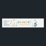 Mad Science Birthday Party Boy Gefallen Weiß<br><div class="desc">Koordinieren Sie Ihr Party mit diesen phantastischen Science Party Flaschenaufklebern. Ideal für JEDES ALTER! Personalisieren Sie es einfach und schnell mit Ihren Daten, drücken Sie einfach die Schaltfläche Anpassen, um den Stil und die Platzierung des Textes weiter zu ordnen und zu formatieren. Karo die passenden Artikel für diese Kollektion im...</div>