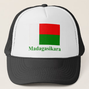 Madagaskar-Flagge mit Namen in madagassischem Truckerkappe