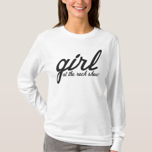 Mädchen am Felsen-Show-Logo-T-Shirt T-Shirt