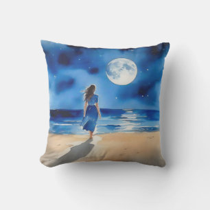 Mädchen am Strand unter einem Vollmond Kissen