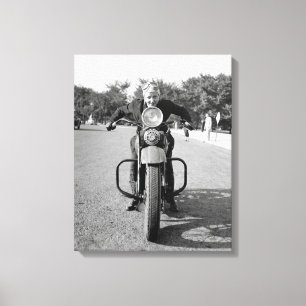Mädchen auf Motorrad, 1937 Leinwanddruck