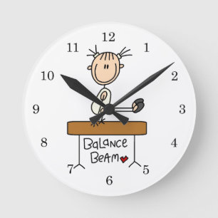 Mädchen auf Schwebebalken Runde Wanduhr