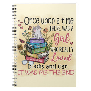 Mädchen, die Lieben Bücher und Katzen