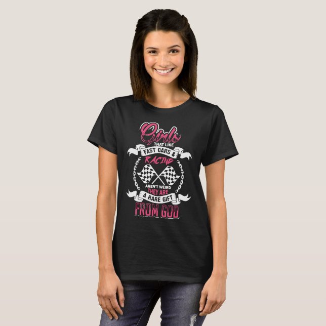 Mädchen die wie schnelle Autos und Rennwagen T-Shirt (Vorne ganz)