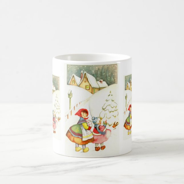 Mädchen im Schnee Kaffeetasse (Mittel)