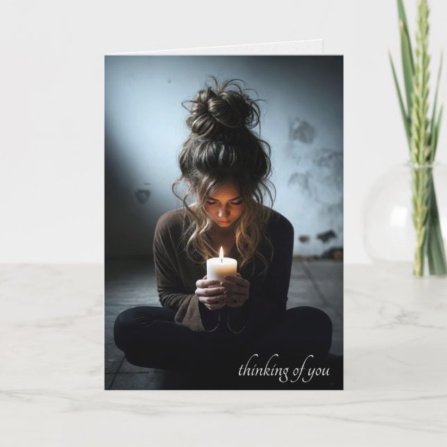 Mädchen in einem dunklen Raum Karte (Vorderseite)