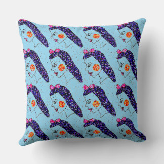 Mädchen in Line Pillow Kissen