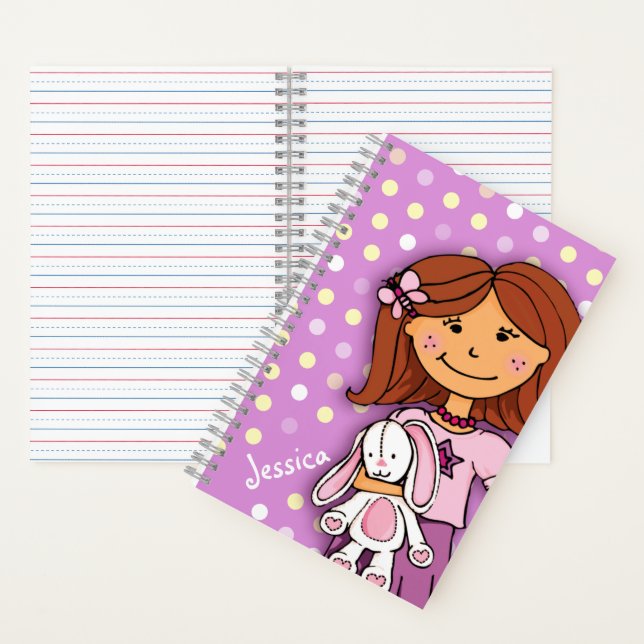 Mädchen mit einem lila Polka-Dot Notizbuch (Innen)