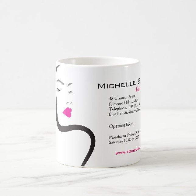Mädchen mit Haarstyling-Symbol Kaffeetasse (Mittel)