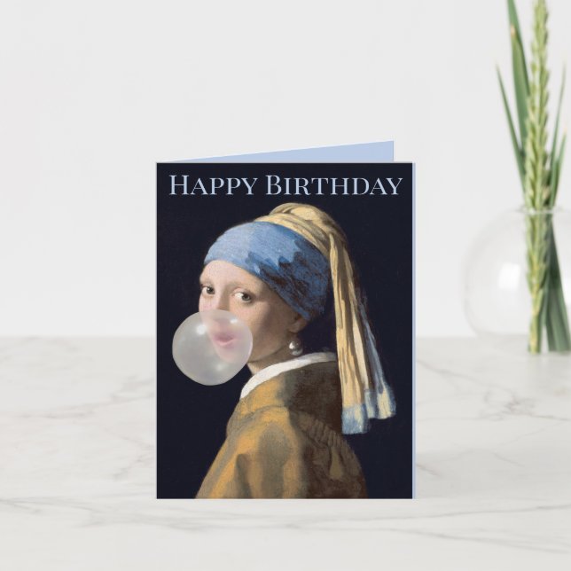 Mädchen mit Perlenohrring blühendes Kaugummi Happy Karte (Vorderseite)