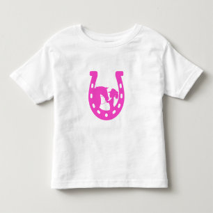 Mädchen mit Pferd und Western Hut Hot Pink Hufeise Kleinkind T-shirt