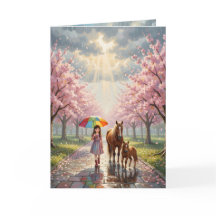 Mädchen mit Regenschirm und Pony im regnerischen P