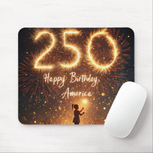 Mädchen mit Sparklern für Amerikas 250. Geburtstag Mousepad
