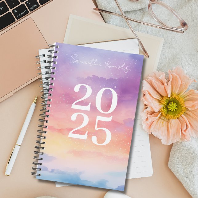 Mädchen Rainbow Gradient Sky 2025 Planer (Von Creator hochgeladen)