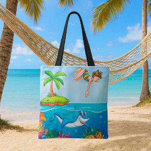 Mädchen springt ins Meer mit freundlichem Hai Kora Tasche
