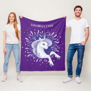 Mädchenfantasy unicorn den Namen Fleece Blanket