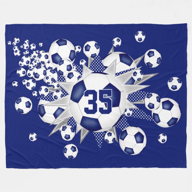 Mädchenfußbällchen spielen athletisch personalisie fleecedecke (Vorderseite (Horizontal))