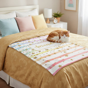 Mädchenhafte Streifen und Sterne personalisiert Fleecedecke