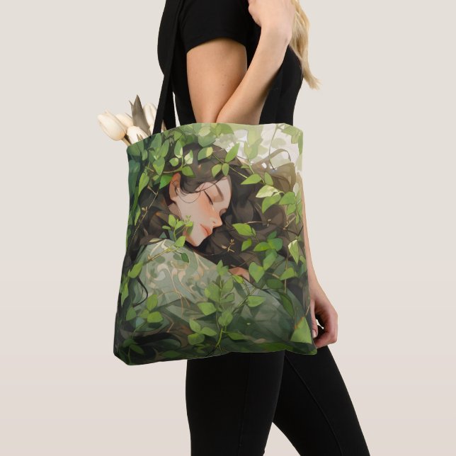 Mädchenschlafen in der Waldanime Tasche (Von Nahem)