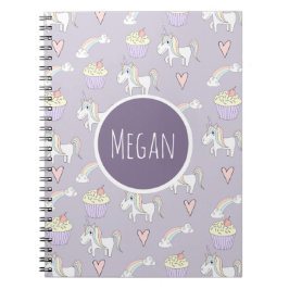 Mädchenschuldoodle-Einhornmuster mit Namen Notizblock