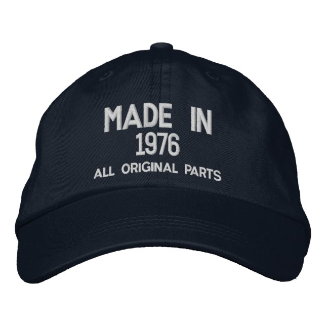 Made in 1976 Embroidered Cap - Customizable Bestickte Baseballkappe (Vorderseite)