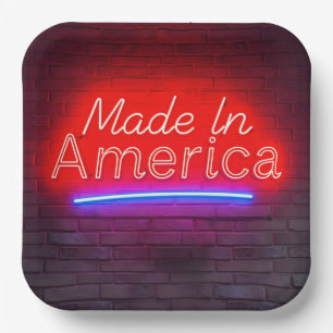 Made in America Neon Sign on Brick Pappteller
